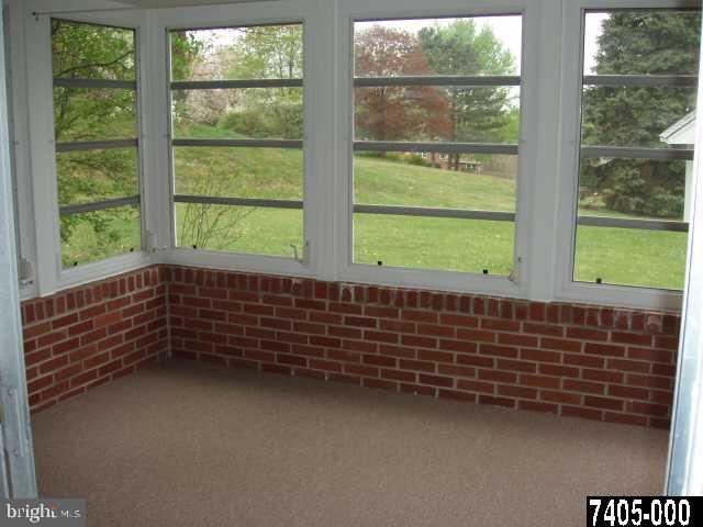 2840 Cambridge Road York, PA 17402 - Photo 5 of 6 Gallery Image 5
