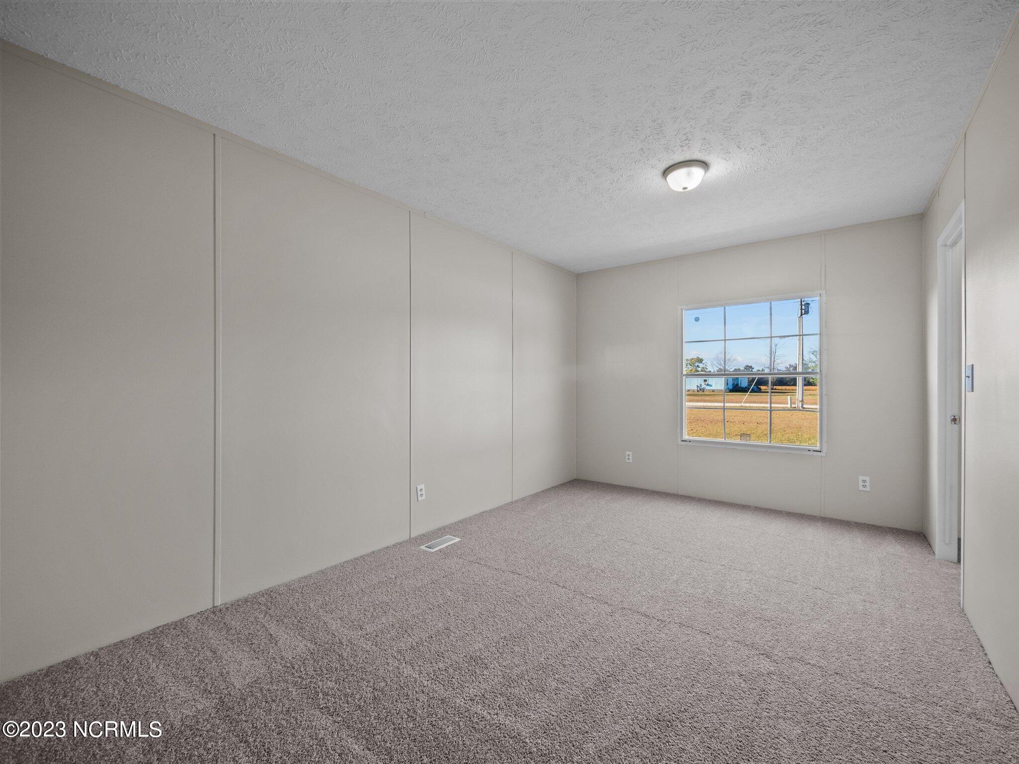 135 Reedy Lane Beulaville, NC 28518 - Photo 29 of 50 46-web-or-mls-M1B13981