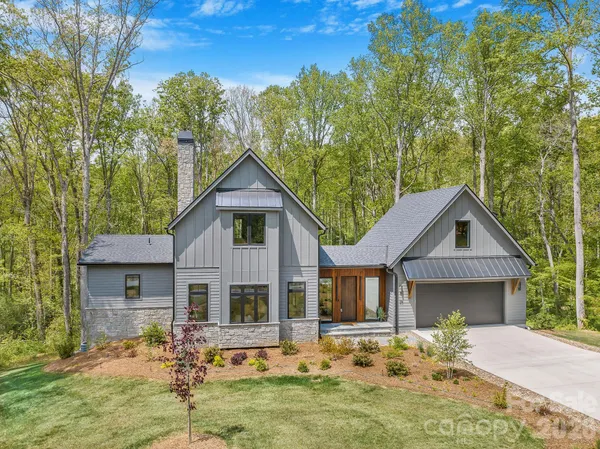 $1,269,000 | 25 Ted Linn Drive, Fairview, NC 28730