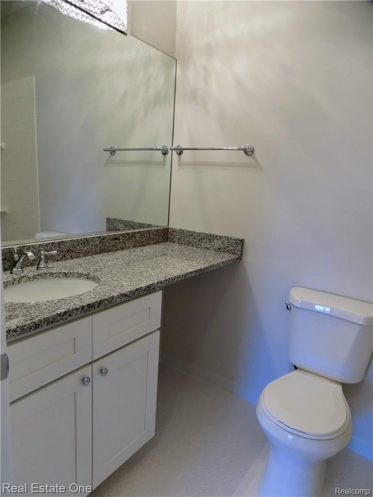 41754 Independence Drive Novi, MI 48377 - Photo 15 of 23 DSCN0407.JPG