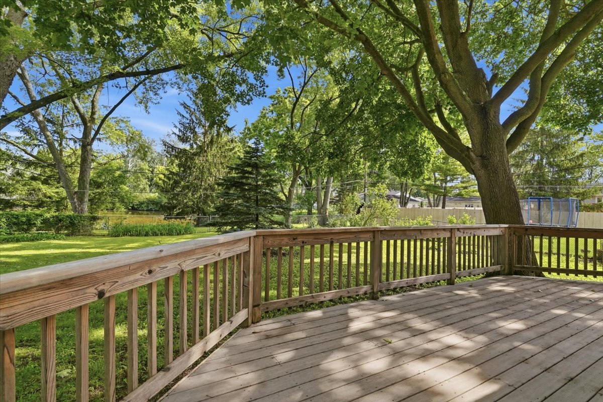641 Clover Road Wauconda, IL 60084 - Photo 30 of 35