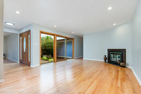 $650,000 | 2510 Salceda Drive, Northbrook, IL 60062