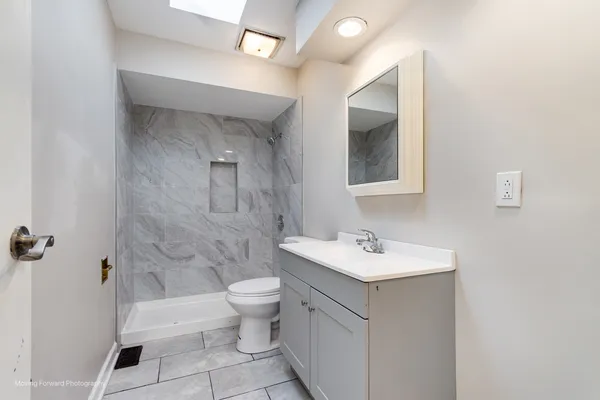$650,000 | 2510 Salceda Drive, Northbrook, IL 60062