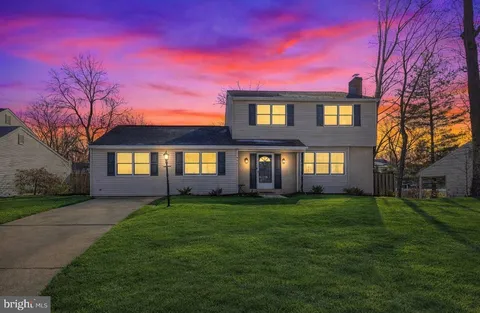 $475,000 | 402 Lee Terrace, Wilmington, DE 19803