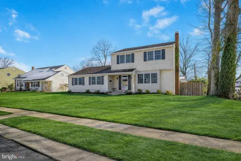 $475,000 | 402 Lee Terrace, Wilmington, DE 19803