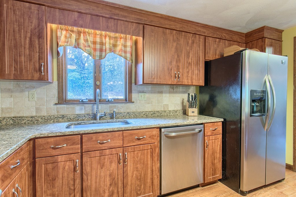 59 Groton Road Tyngsborough, MA 01879 - Photo 21 of 30 Gallery Image 21