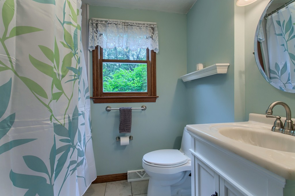 59 Groton Road Tyngsborough, MA 01879 - Photo 8 of 30 Gallery Image 8