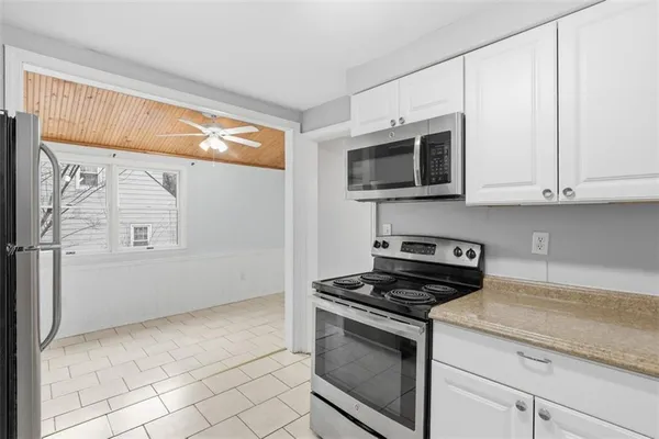 $319,900 | 2012 Pleasant Street, Bethel Park, PA 15102