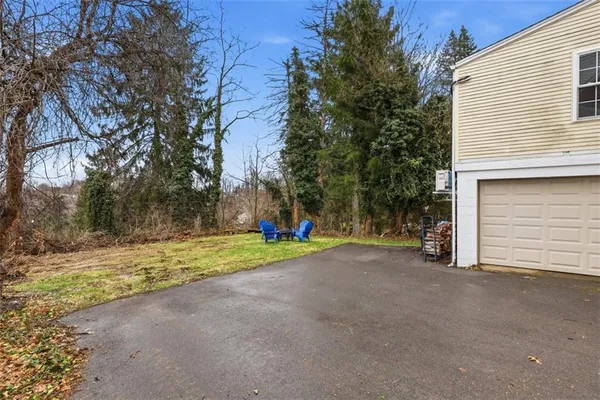 $319,900 | 2012 Pleasant Street, Bethel Park, PA 15102