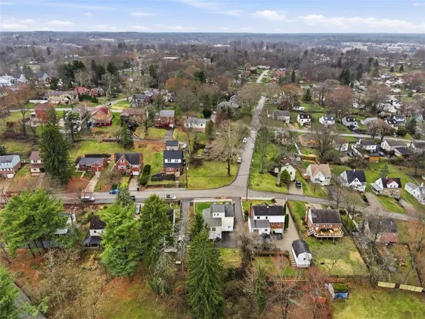 $319,900 | 2012 Pleasant Street, Bethel Park, PA 15102