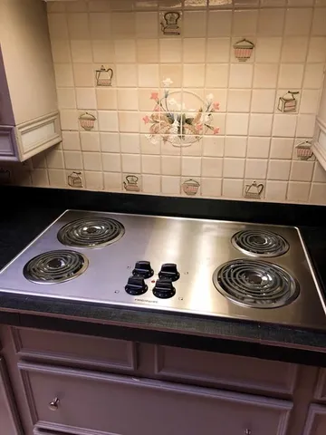 $699,000 | 7604 Village Trail Drive, Dallas, TX 75254