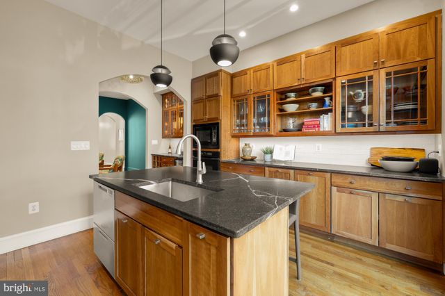 $1,705,000 | 925 French Street Northwest, Washington, DC 20001