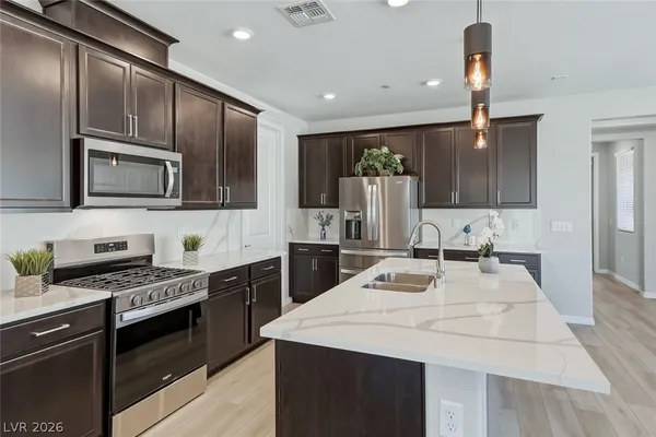 $2,750 | 38 Crimson Cactus Avenue, Henderson, NV 89011