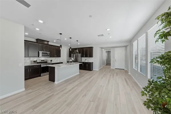 $2,750 | 38 Crimson Cactus Avenue, Henderson, NV 89011