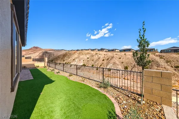 $2,750 | 38 Crimson Cactus Avenue, Henderson, NV 89011