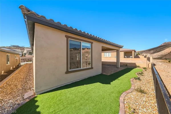 $2,750 | 38 Crimson Cactus Avenue, Henderson, NV 89011