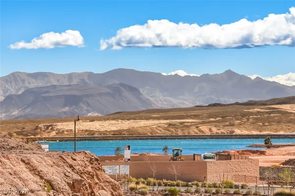 $2,750 | 38 Crimson Cactus Avenue, Henderson, NV 89011