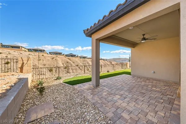 $2,750 | 38 Crimson Cactus Avenue, Henderson, NV 89011