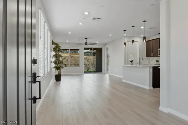 $2,750 | 38 Crimson Cactus Avenue, Henderson, NV 89011