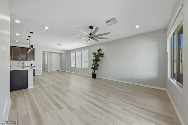 $2,750 | 38 Crimson Cactus Avenue, Henderson, NV 89011