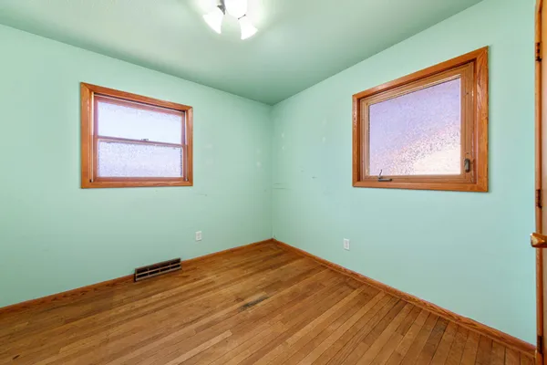 $225,000 | 325 Le Sueur Avenue, Eagle Lake, MN 56024