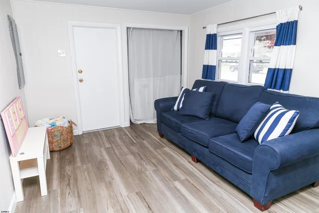 $4,500 | 307 28th Street South, Brigantine, NJ 08203