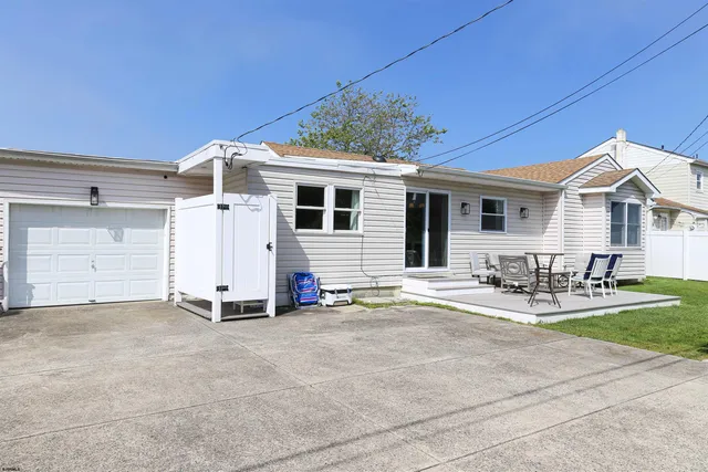 $4,500 | 307 28th Street South, Brigantine, NJ 08203