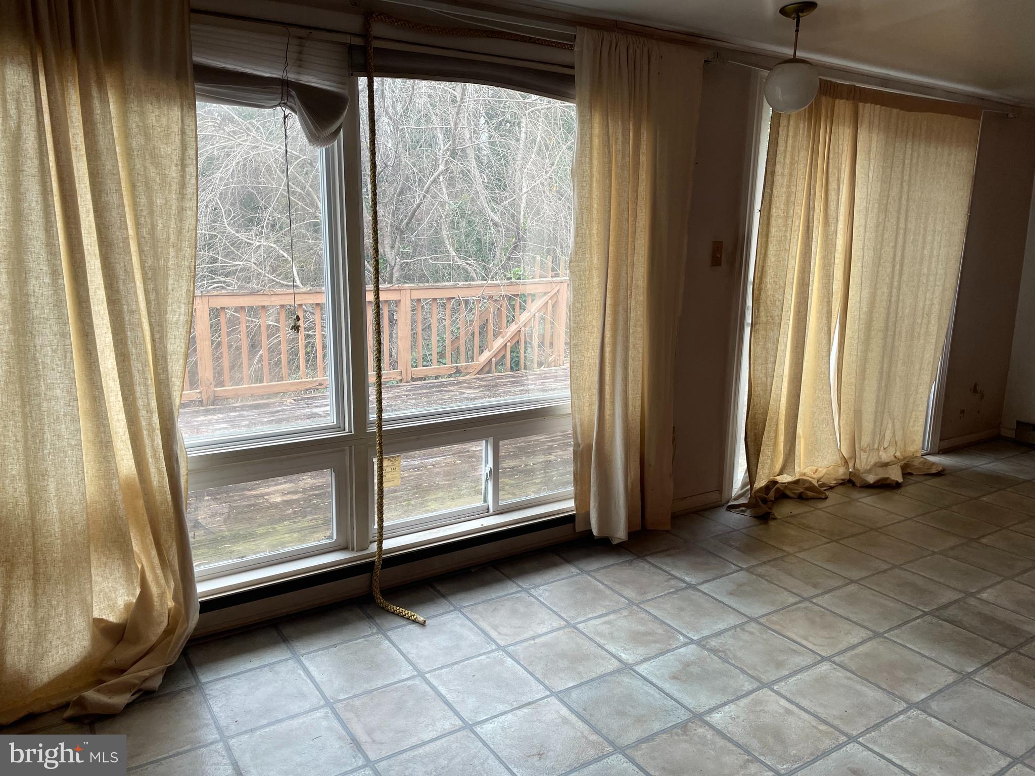 16 Brice Road Annapolis, MD 21409 - Photo 11 of 26 a view of a house with a door