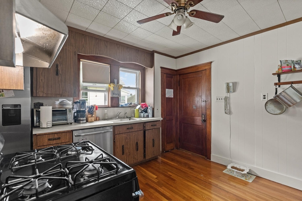68 Putnam Road, Unit 68 Somerville, MA 02145 - Photo 8 of 18