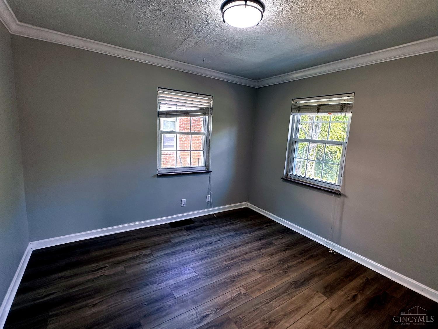 1612 Hunt Road Reading, OH 45215 - Photo 12 of 31