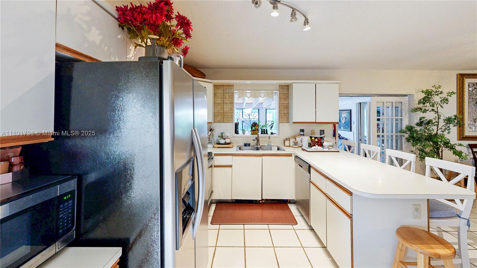 14543 Southwest 97th Street Miami, FL 33186 - Photo 11 of 62