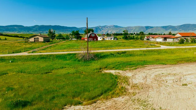 $325,000 | Moonglow Heights, Sheridan, WY 82801