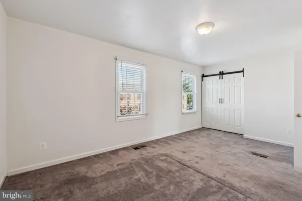 $340,000 | 14417 Saguaro Place, Centreville, VA 20121