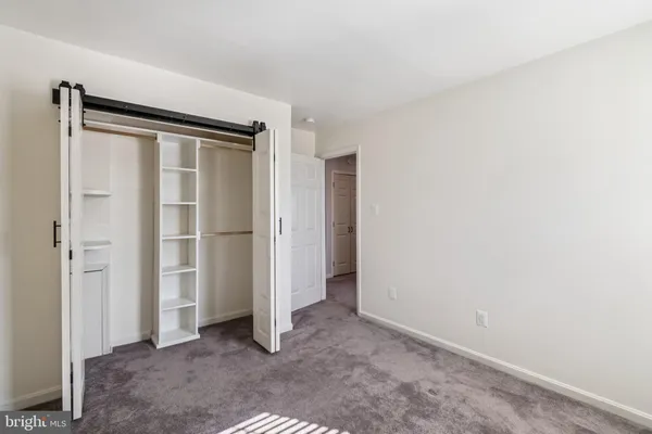 $340,000 | 14417 Saguaro Place, Centreville, VA 20121