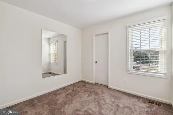 $340,000 | 14417 Saguaro Place, Centreville, VA 20121