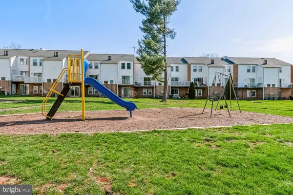$340,000 | 14417 Saguaro Place, Centreville, VA 20121