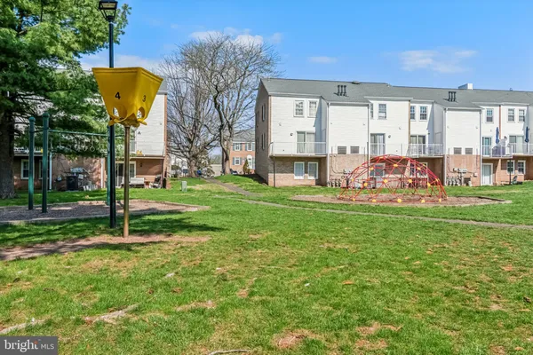 $340,000 | 14417 Saguaro Place, Centreville, VA 20121