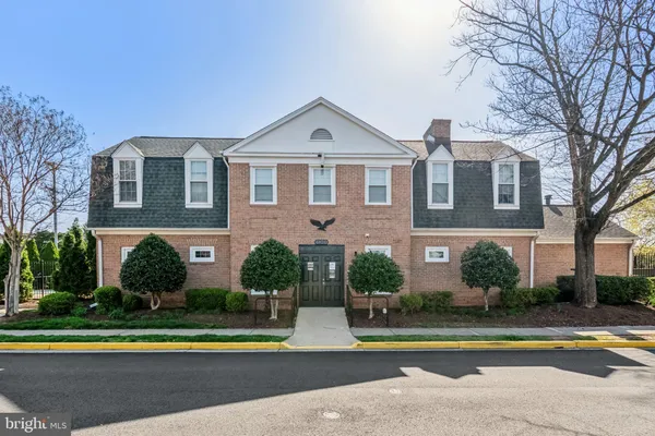 $340,000 | 14417 Saguaro Place, Centreville, VA 20121