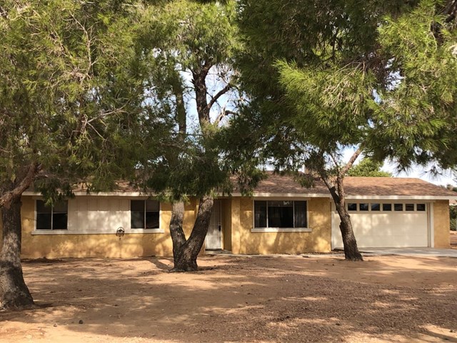 21320 Zuni Road Apple Valley, CA 92307 - Photo 1 of 1 Gallery Image 1