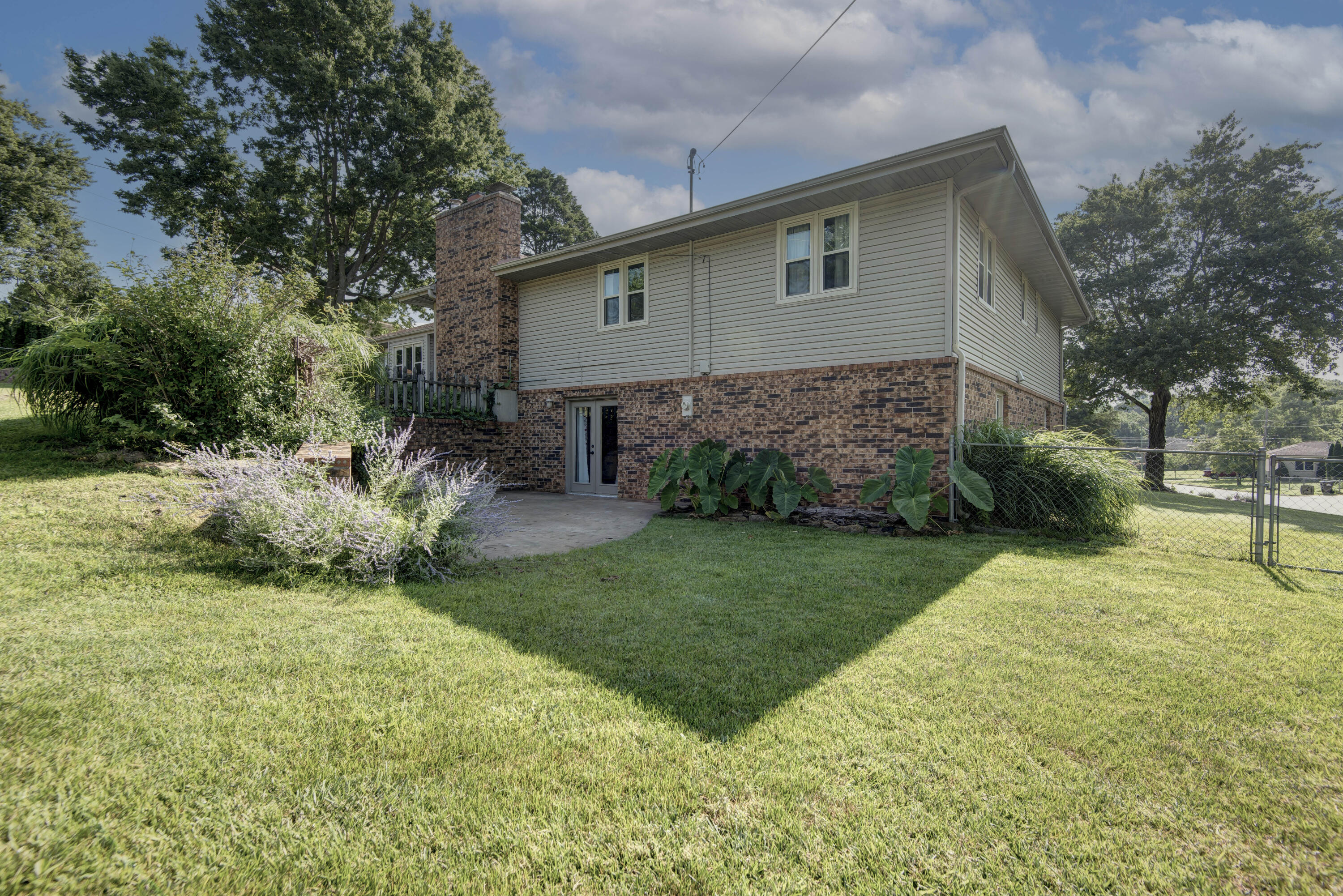 1433 South Charing Avenue Springfield, MO 65809 - Photo 29 of 33 Charing (29)
