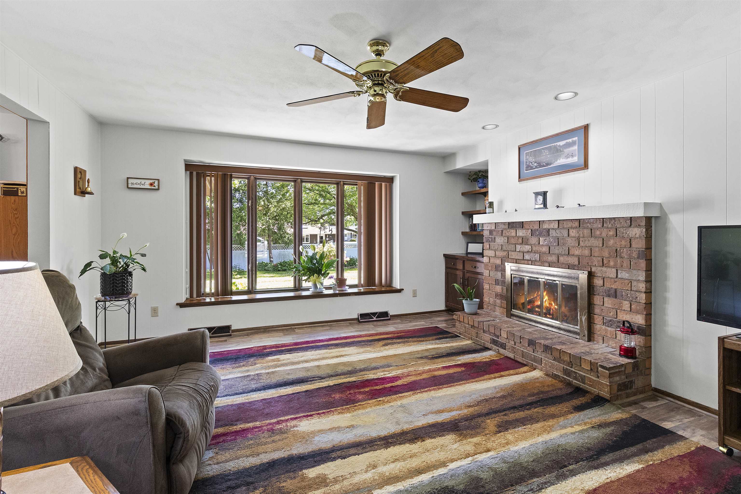 933 East Capitol Drive Appleton, WI 54911 - Photo 12 of 46