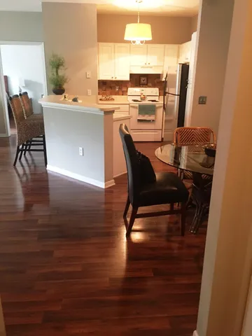 $1,395 | 60 Fenwick Hall Alley, Unit 828, Johns Island, SC 29455