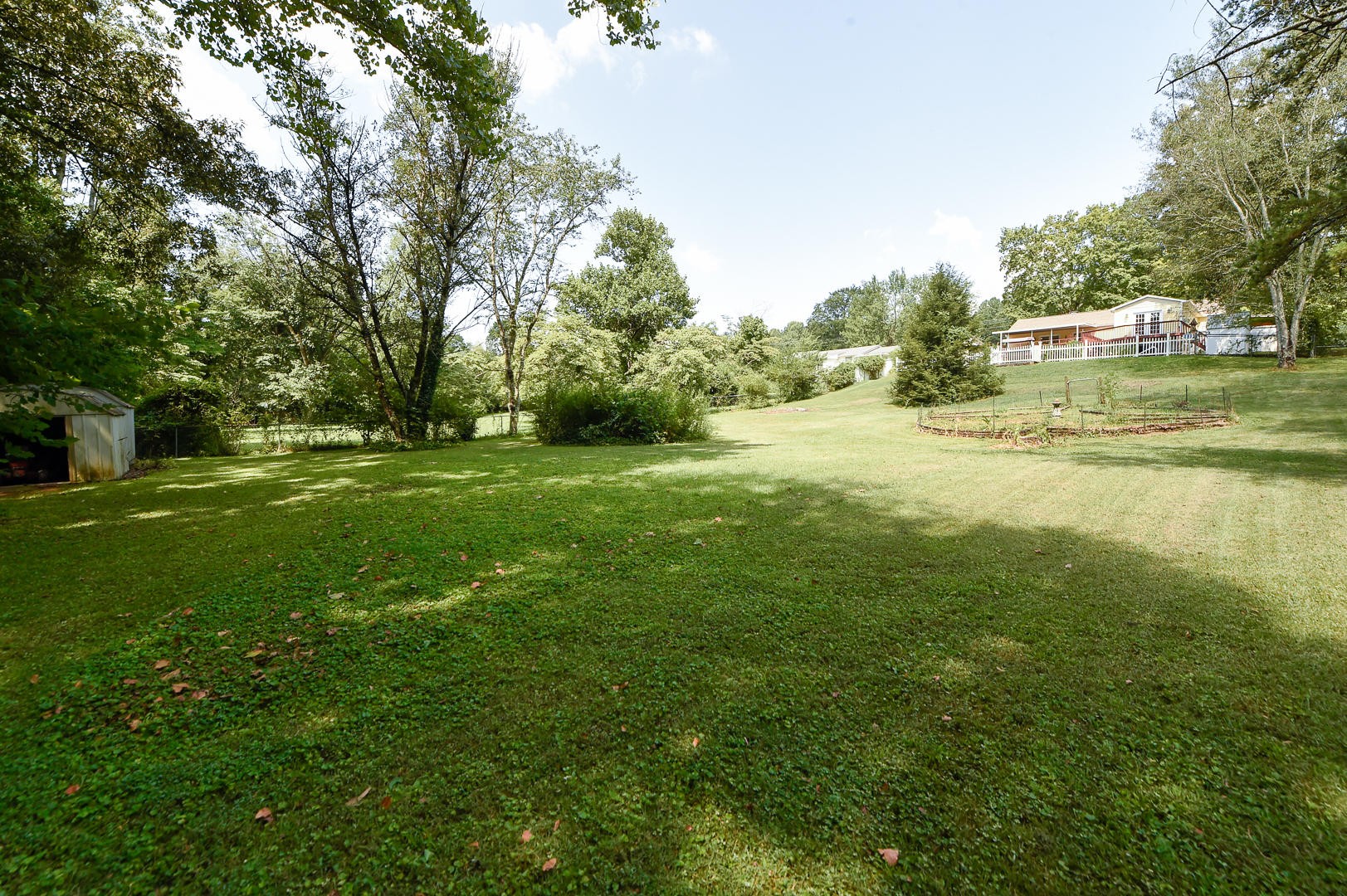 2139 Mentor Road Louisville, TN 37777 - Photo 15 of 40 Gallery Image 15