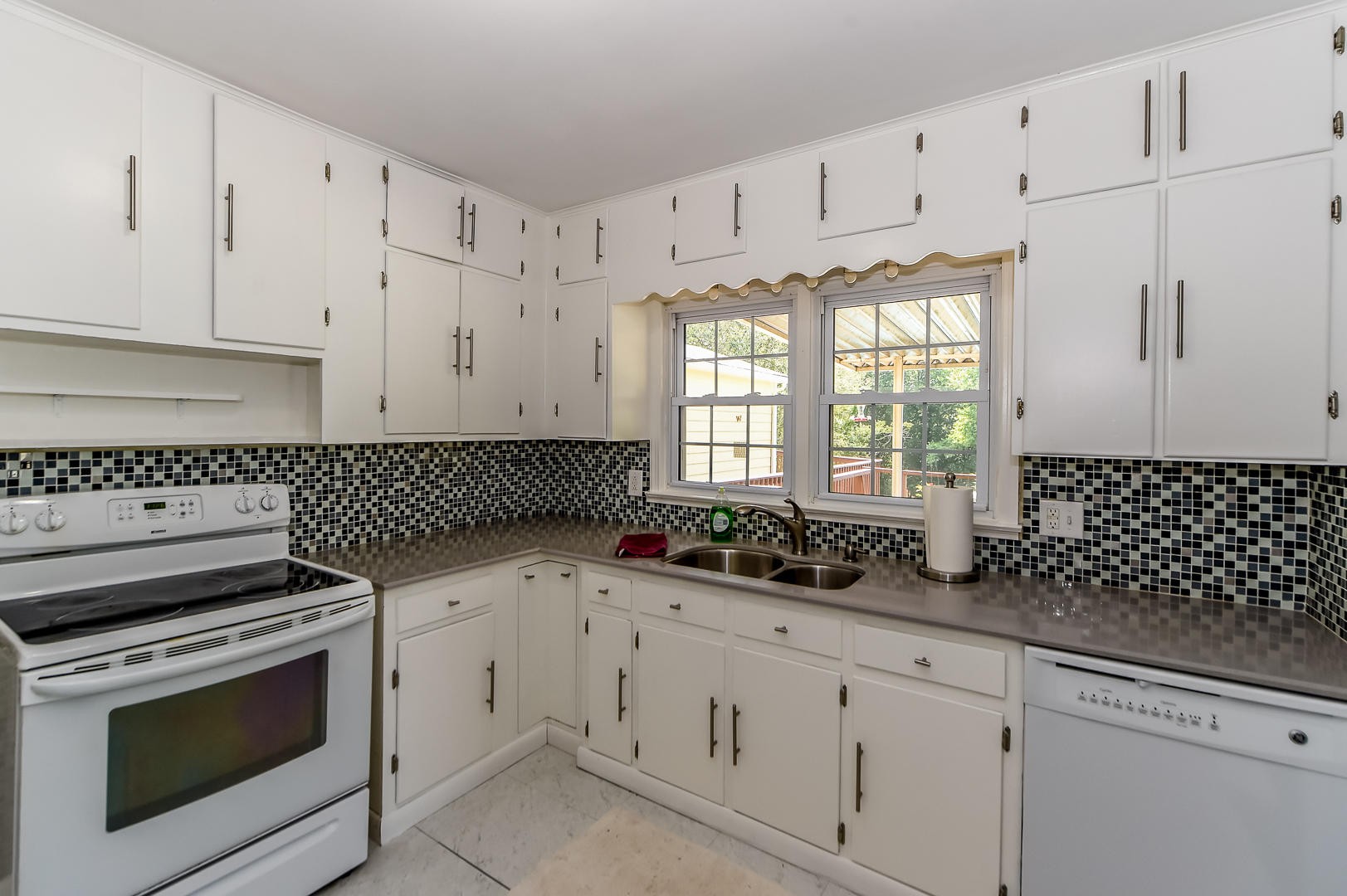 2139 Mentor Road Louisville, TN 37777 - Photo 22 of 40 Gallery Image 22