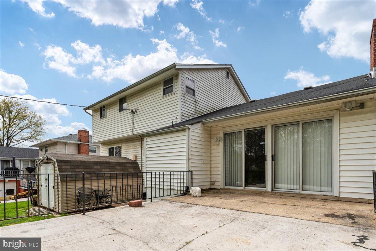 3605 Templar Road Randallstown, MD 21133 - Photo 35 of 39 Large patio for entertainment