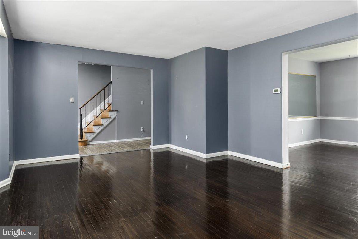 3605 Templar Road Randallstown, MD 21133 - Photo 8 of 39 Living room