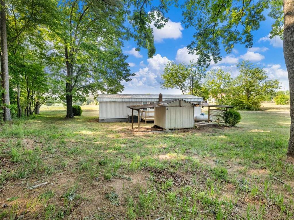 8490 Belton Bridge Road Lula, GA 30554 - Photo 31 of 42