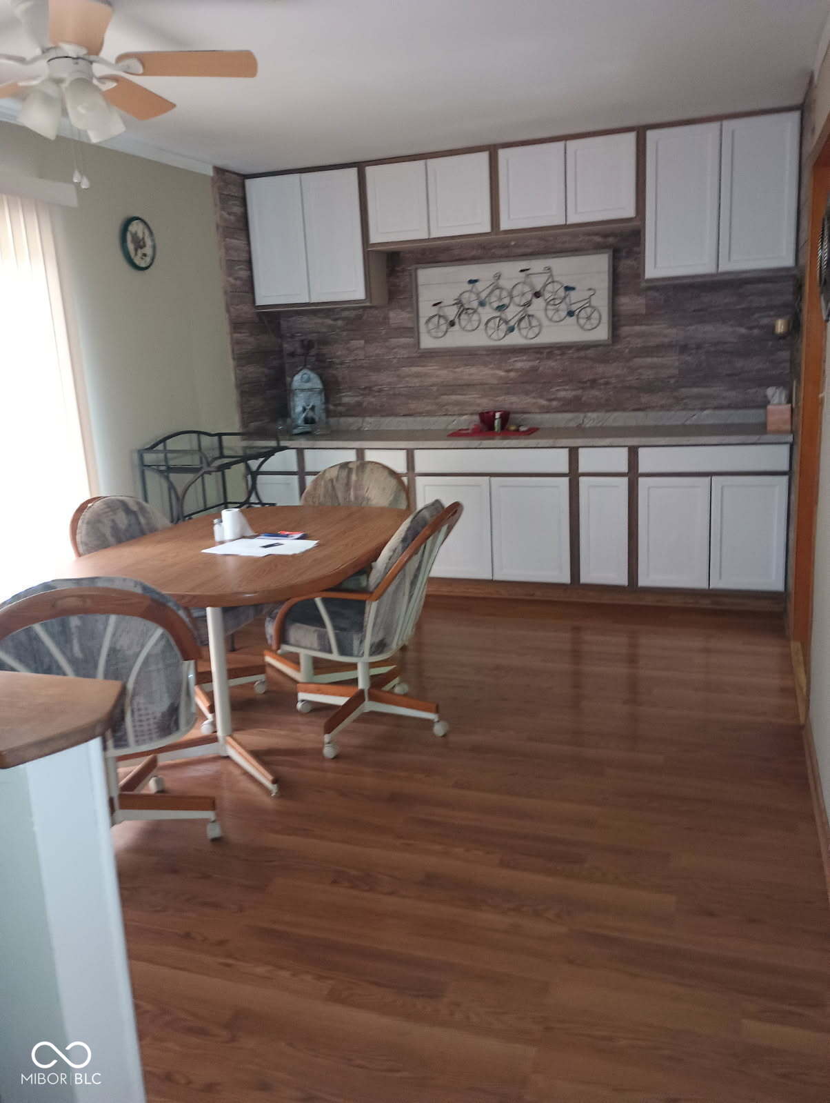 120 West Banta Road Indianapolis, IN 46217 - Photo 5 of 12