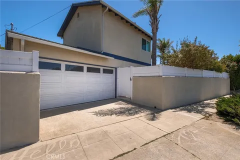 $1,949,000 | 1300 South Gertruda Avenue, Redondo Beach, CA 90277
