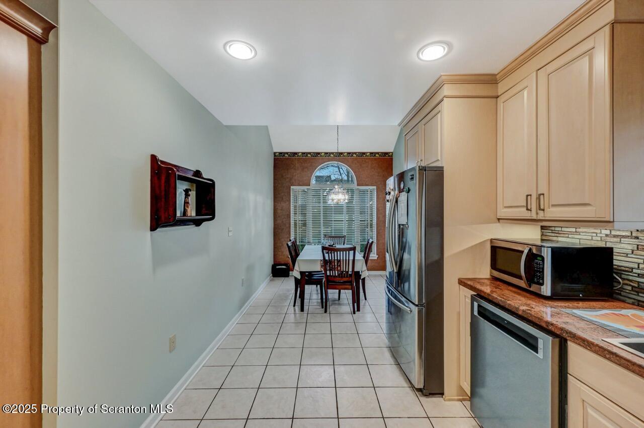 20 Hedge Row Run Clarks Summit, PA 18411 - Photo 38 of 66 a kitchen with stainless steel appliances a refrigerator and a stove top oven
